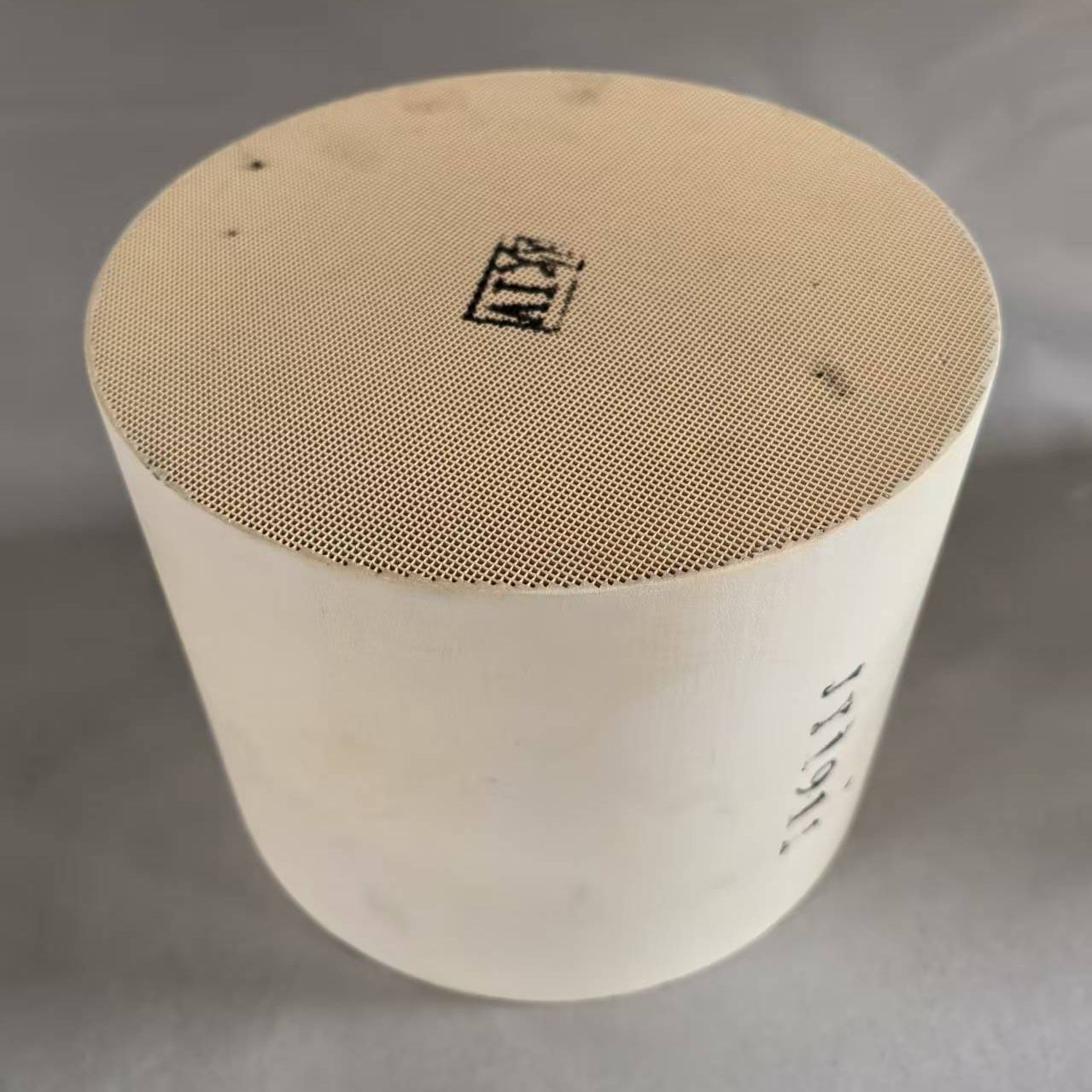 三元催化装置DOC